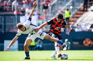 曼城vs桑德兰首发：哈兰德领衔！福登、多库在列，扎卡出战（曼城对阵桑德兰首发出炉：哈兰德领衔，福登、多库在列，扎卡出战）