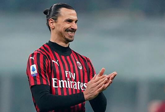 德天空：因西涅希望再次征战意甲，德甲对他也是可行的选择（德天空：因西涅盼再战意甲，德甲亦在其考虑范围内）