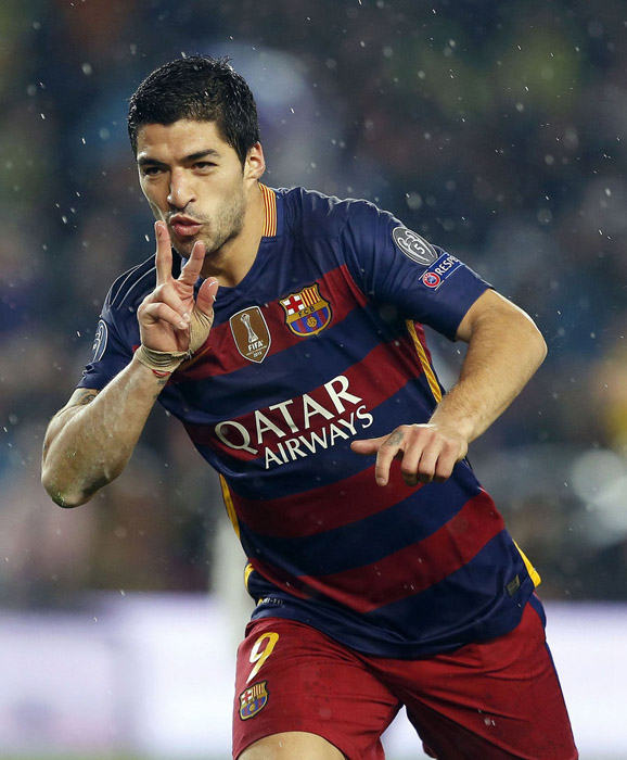 世体：法兰克福球迷在诺坎普制造骚乱，巴萨要求经济赔偿（世体：法兰克福球迷在诺坎普引发骚动，巴萨提出经济索赔）