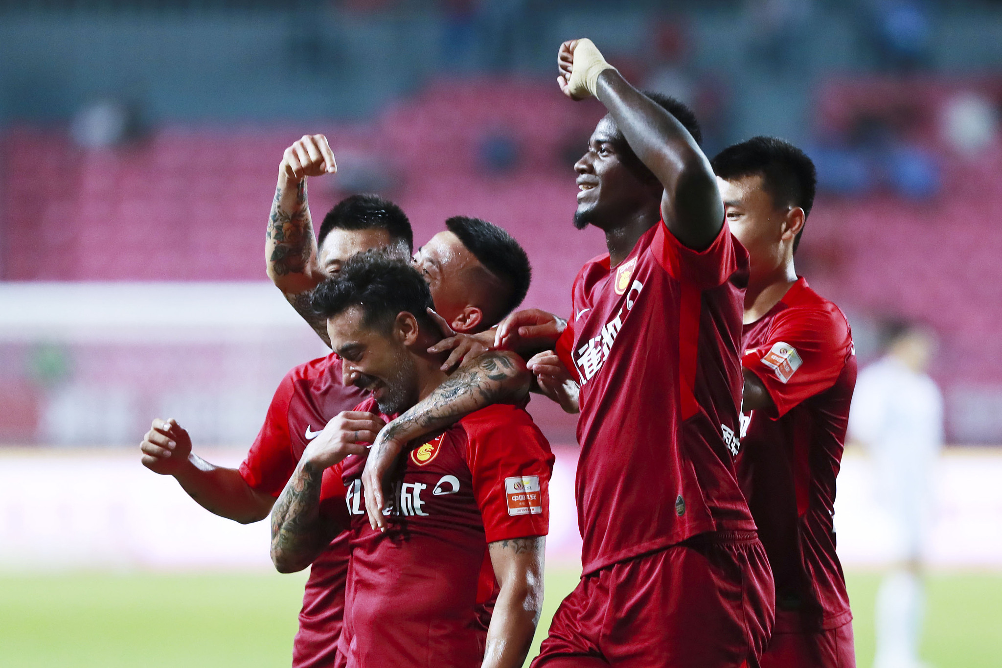 回购价2300万欧，记者：国米预计会在明夏买回小斯坦科维奇（记者：国米预计明夏回购小斯坦科维奇，回购价2300万欧元）