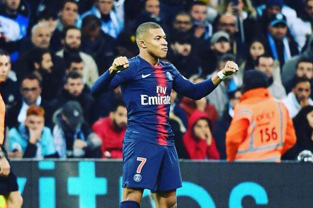 博尼：踢欧冠是我的梦想；今天我们付出了全部，被绝杀很痛苦（博尼：欧冠一直是我的梦想；我们已拼尽全力，遭绝杀令人心碎）