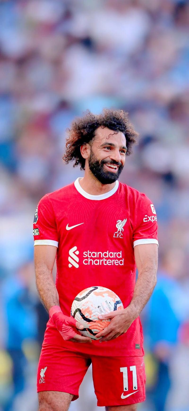 伯尔尼主帅谈骚乱：维拉球员在看台下庆祝，球迷认为被挑衅了（伯尔尼主帅解读骚乱：维拉球员看台下庆祝被球迷视为挑衅）