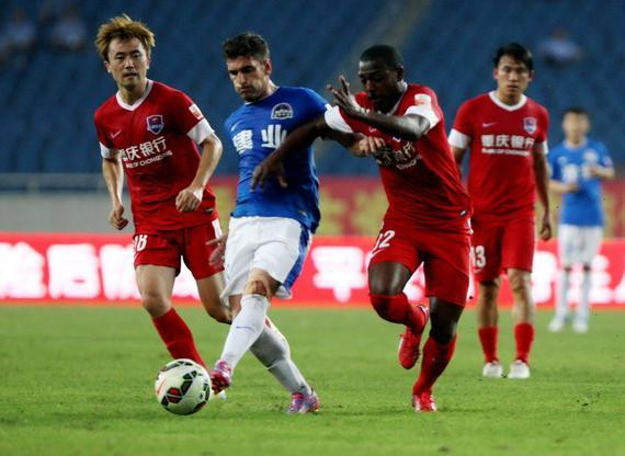 东亚锦U15半场：沢口荣太破门，中国U15暂0-1日本（东亚U15锦标赛半场：沢口荣太建功，中国U15暂以0-1落后日本）