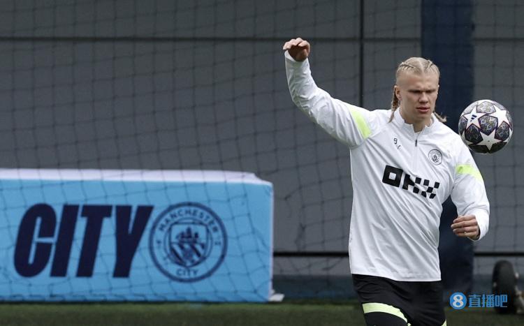 亚泰小将景泊羲完成中超首秀，月初曾说自己的梦想是中超首发（亚泰新星景泊羲迎来中超处子秀，月初坦言梦想是中超首发）